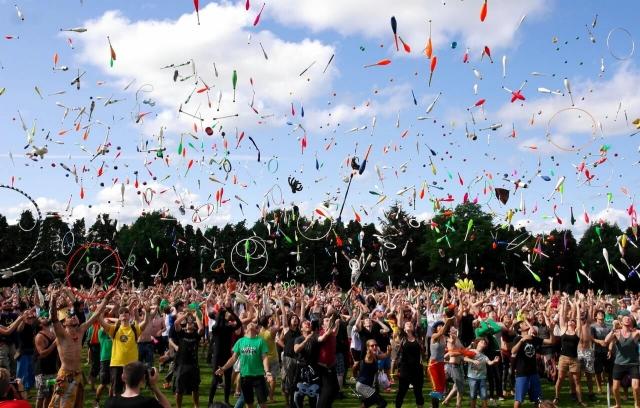 Why Hiring a Live Band Makes Your Swiss Wedding Unforgettable
